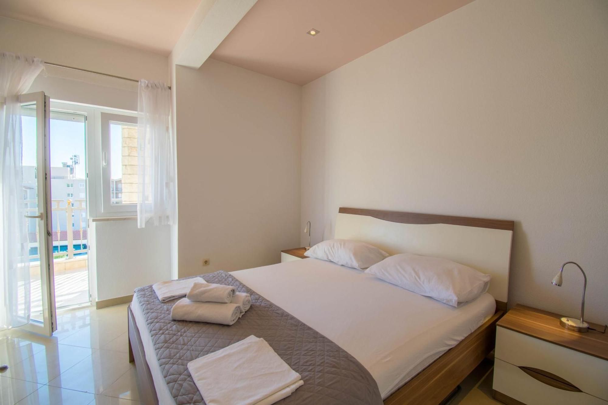 Villa Kameni Dvori Baška Voda Oda fotoğraf