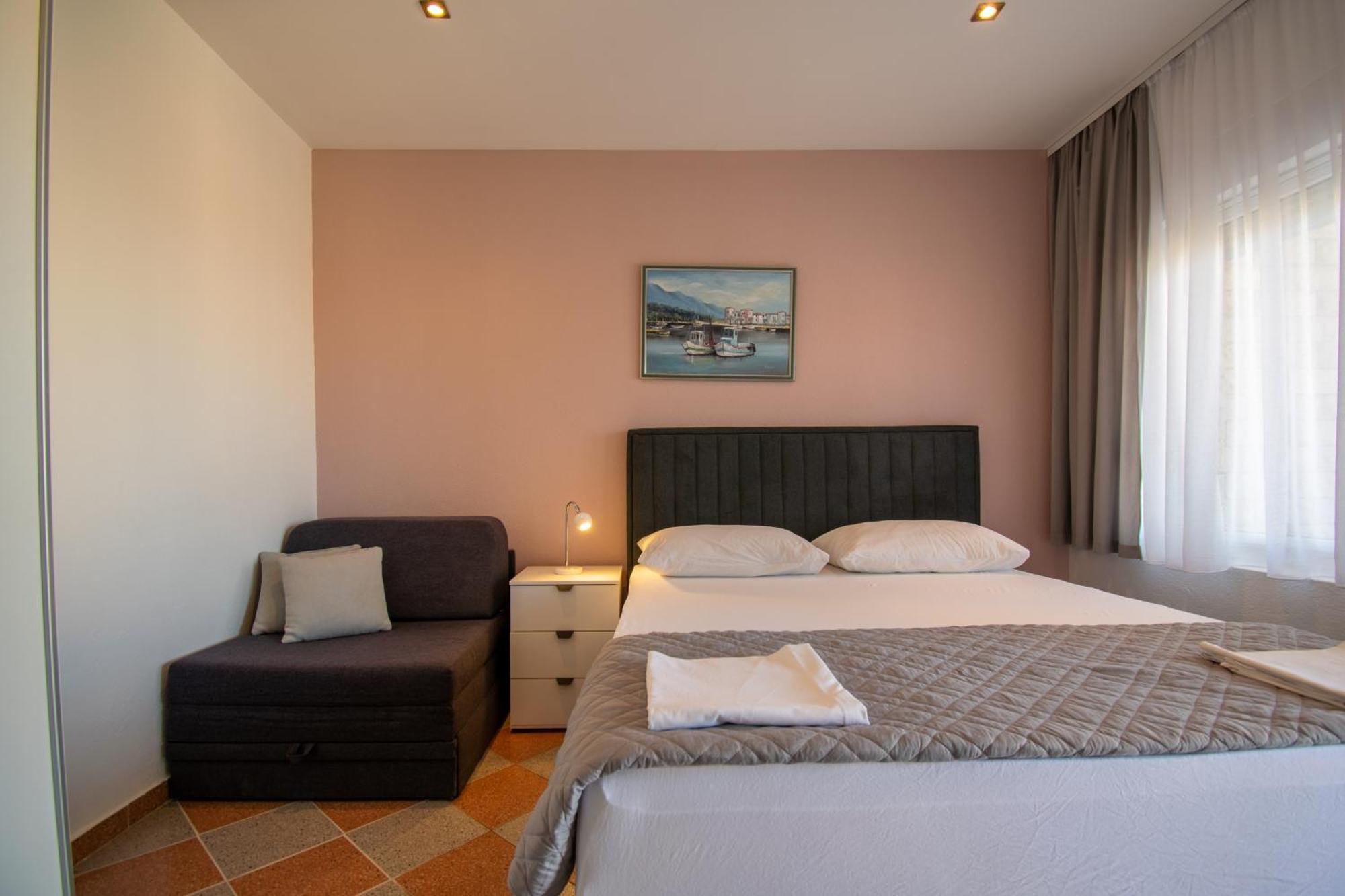 Villa Kameni Dvori Baška Voda Oda fotoğraf